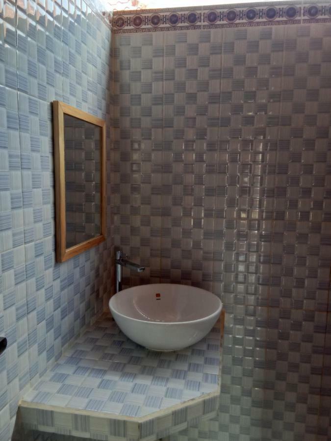 Svaha Nusa Guest House Lembongan Eksteriør bilde